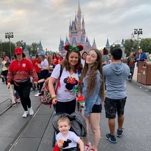 Meet your Posher, Holly